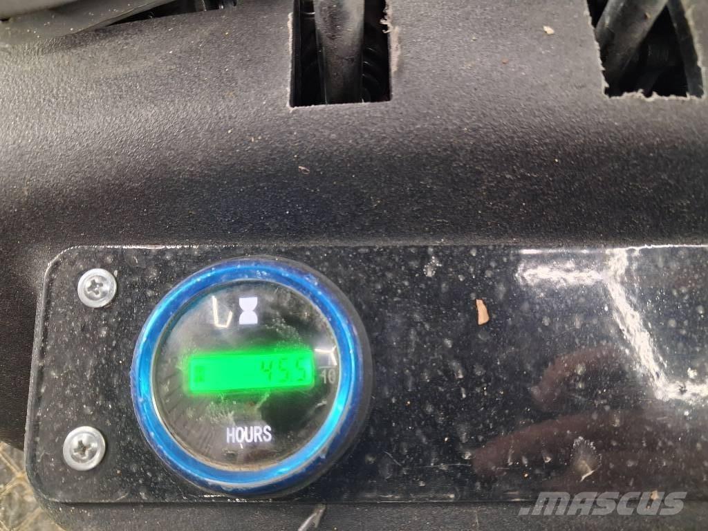 JPC KV12 Mini excavators < 7t