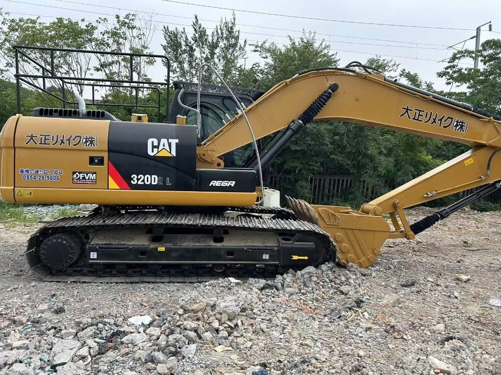 CAT 320 D2L Midi excavators  7t - 12t