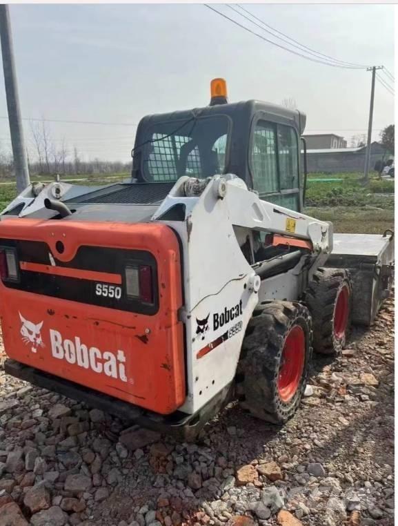 Bobcat S550 Skid steer loaders