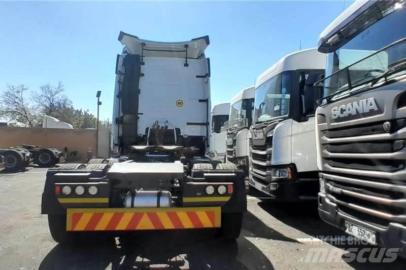 Volvo FH 440 Other trucks