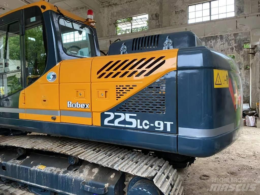 Hyundai 225LC-9 Crawler excavators