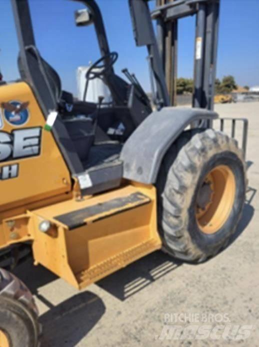 CASE 586H Rough terrain truck