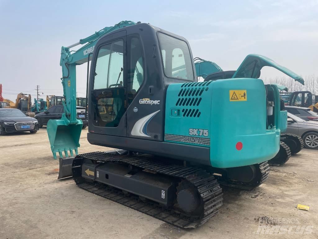 Kobelco SK 75 Mini excavators < 7t