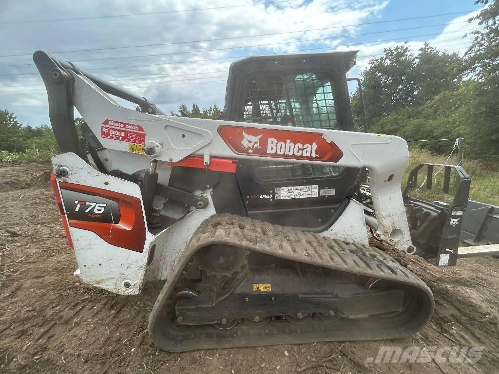 Bobcat T76 Crawler FEL's