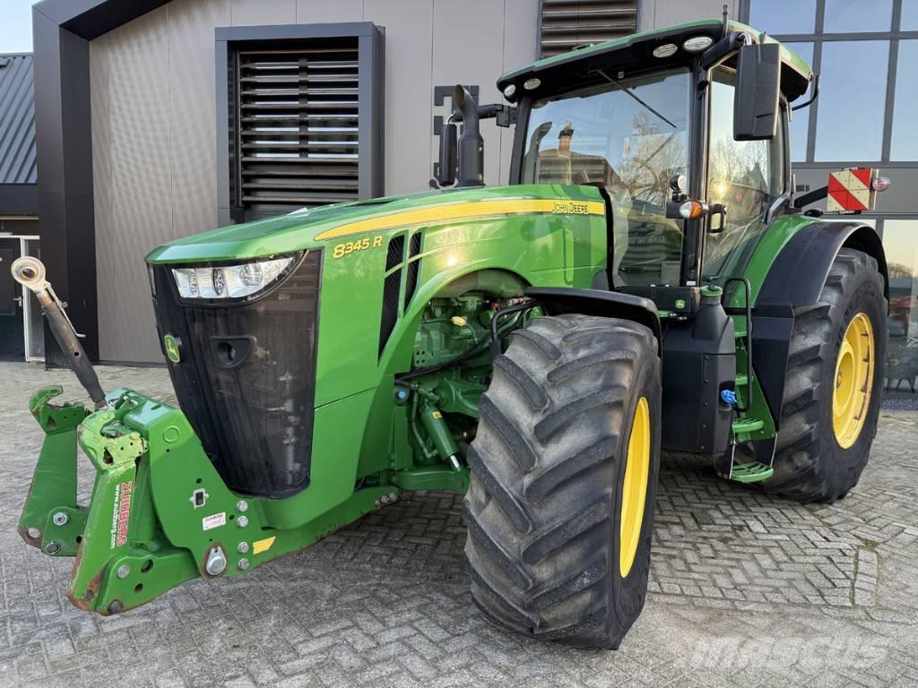 John Deere 8345 R Tractors