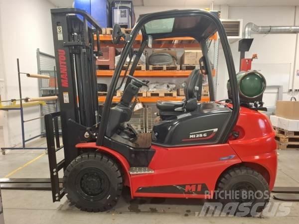 Manitou MI25G Rough terrain truck