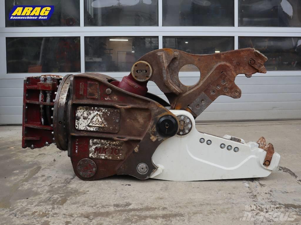 Hydraram MK 10 Crushers