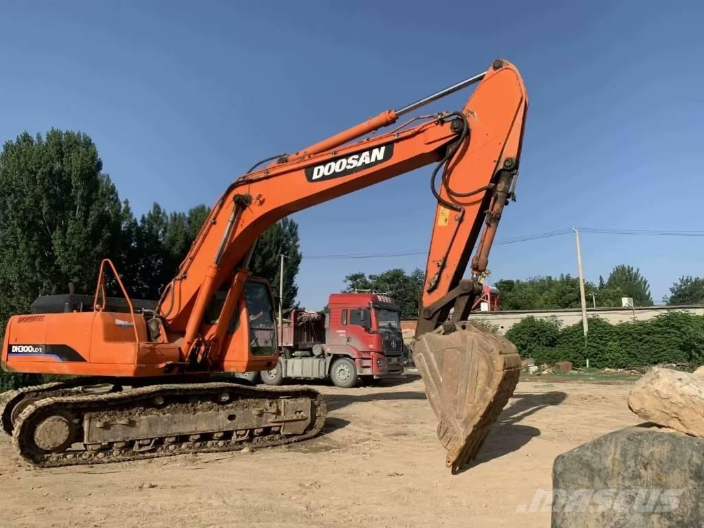 Doosan DH300 Crawler excavators