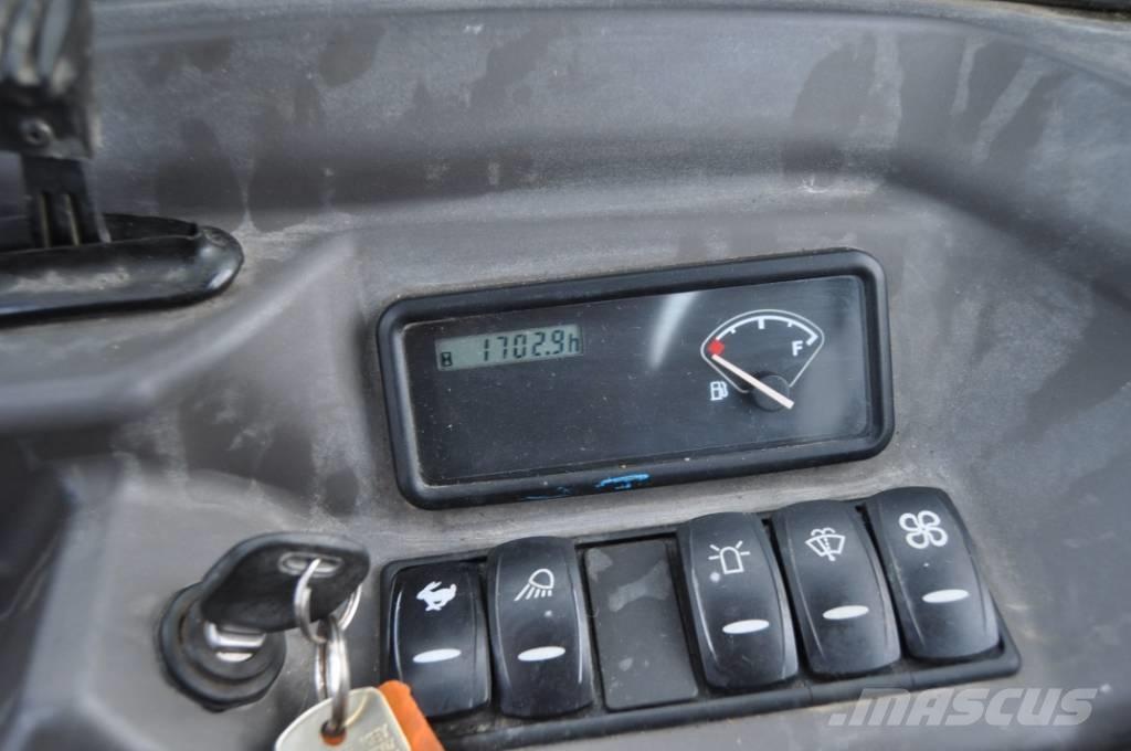 Volvo EC 27 D Mini excavators < 7t