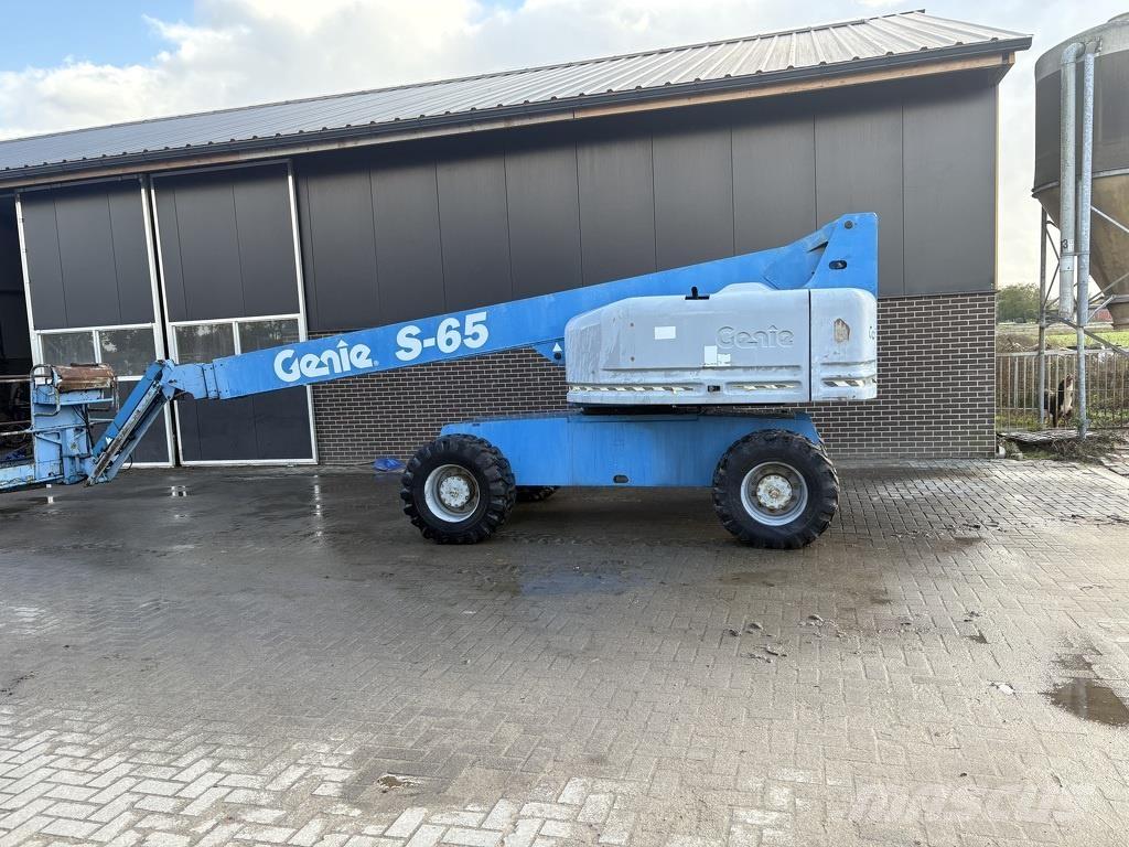 Genie S65 Telescopic boom lifts
