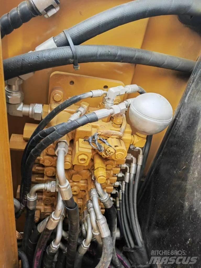 CAT 306 Mini excavators < 7t