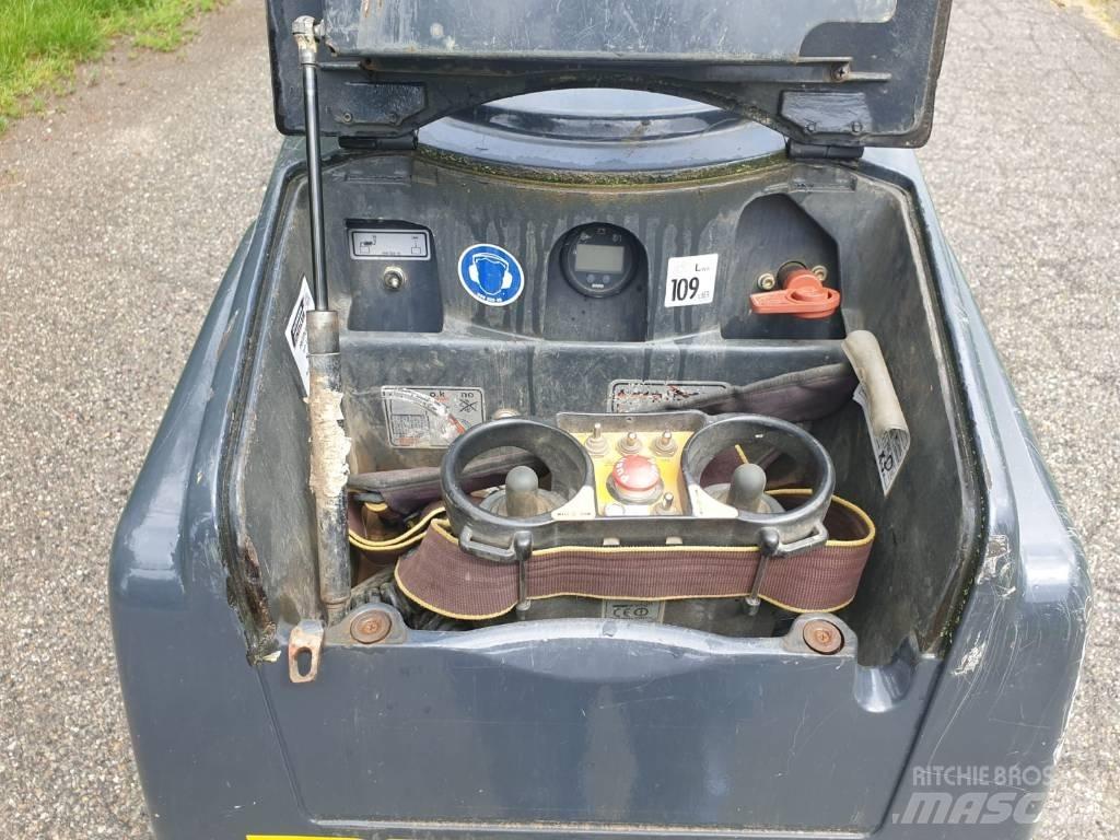 Bomag BMP 8500 Vibrator compactors