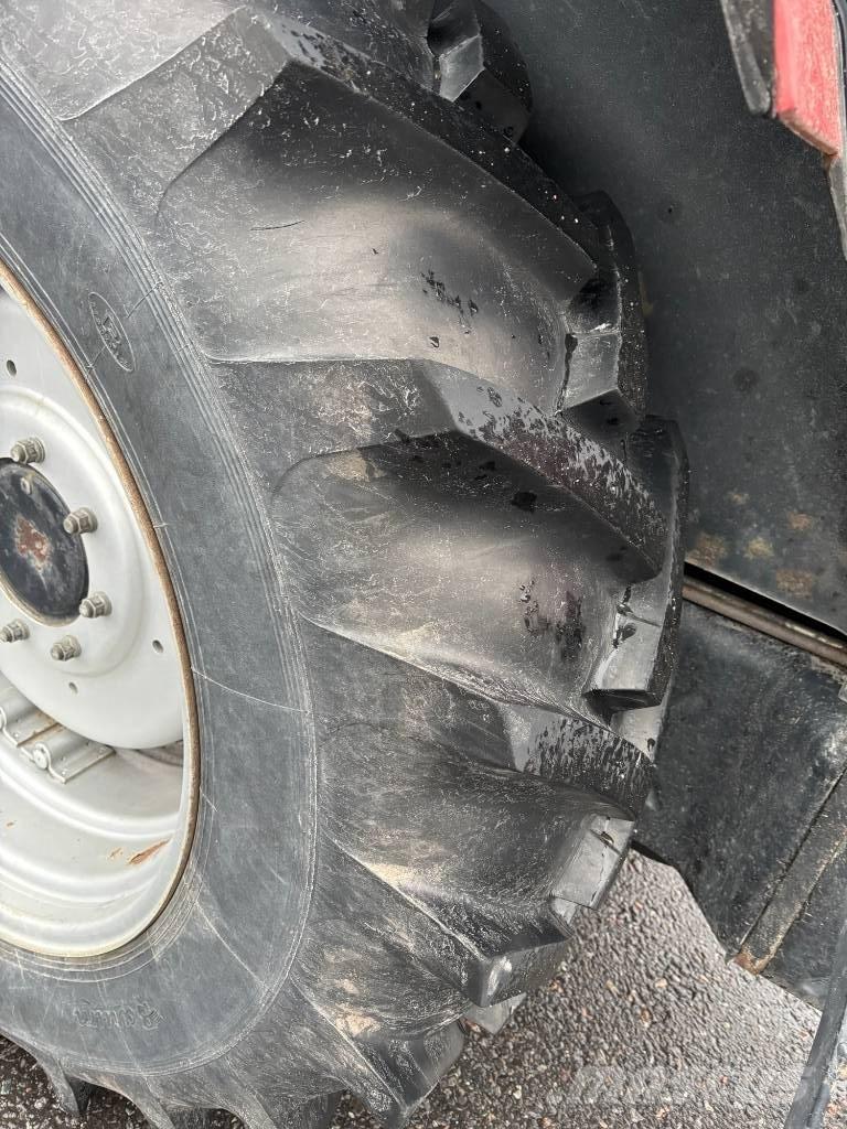 Case IH 845 XL Tractors