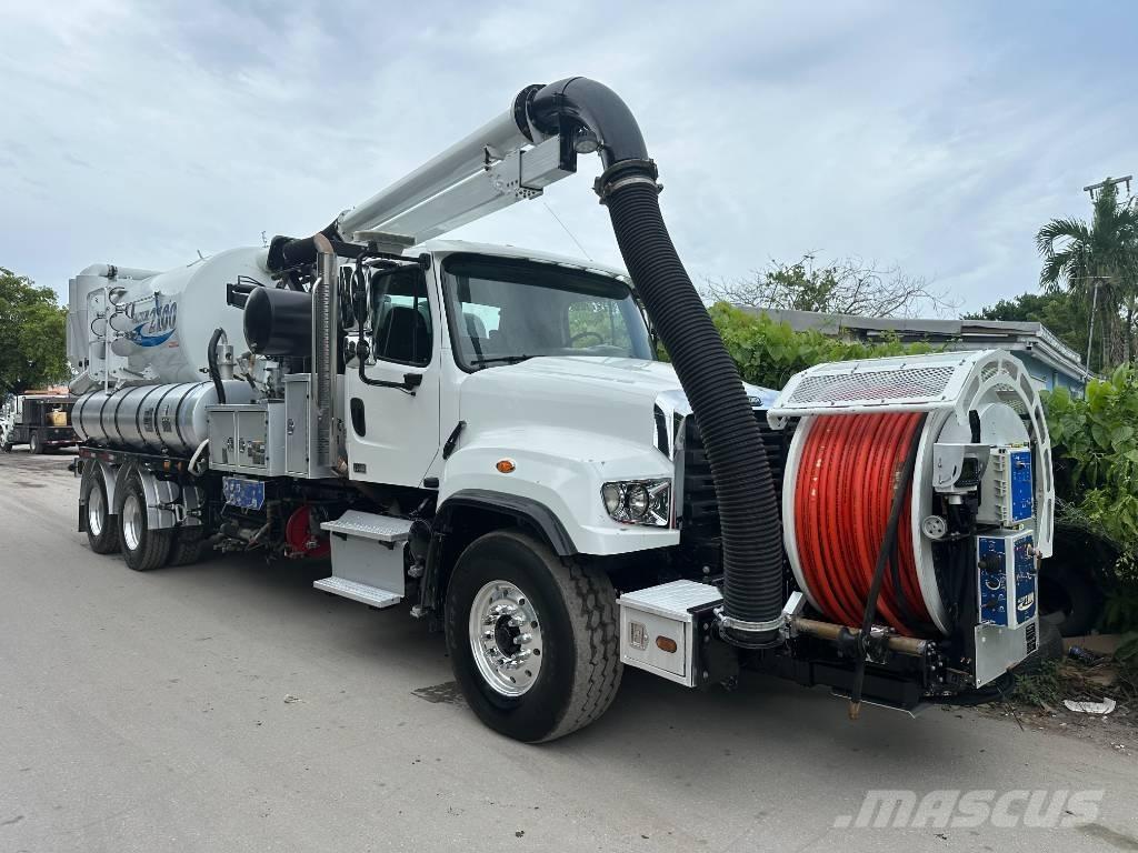 Freightliner 114 SD Sewage disposal Trucks