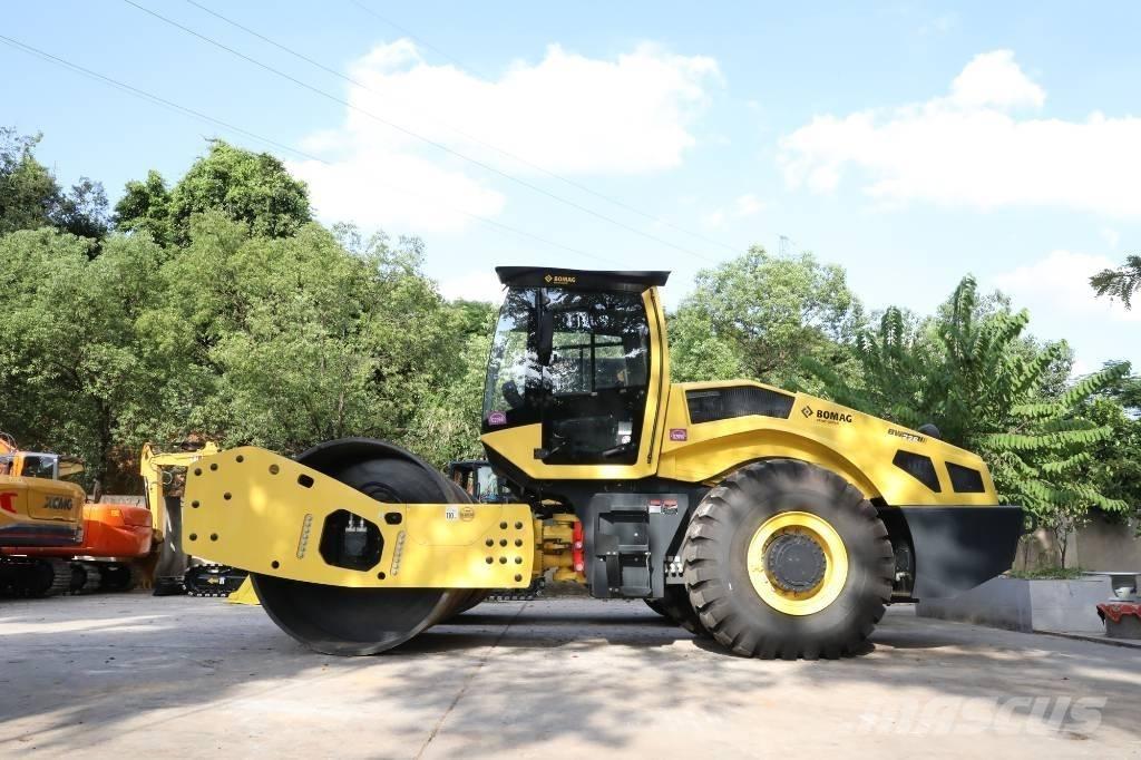 Bomag BW 226 BVC-5 Twin drum rollers