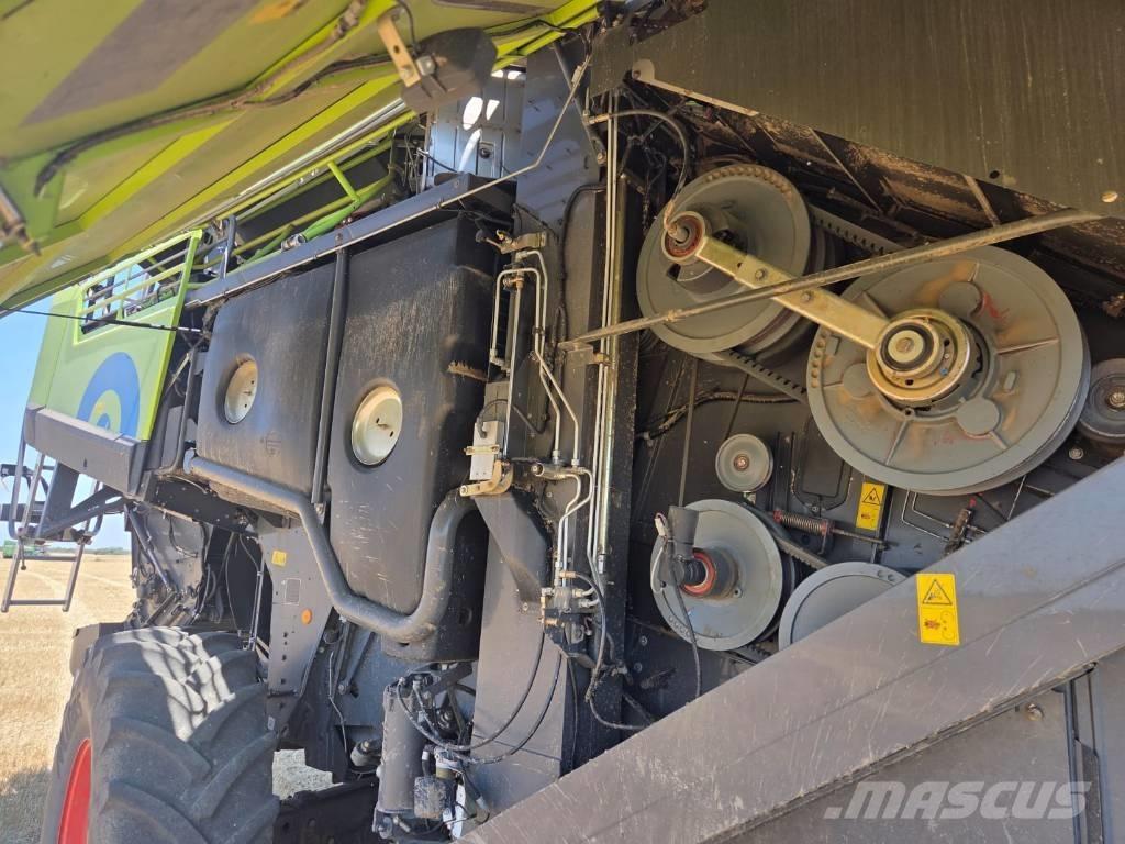 CLAAS Lexion 780 TT Combine harvesters