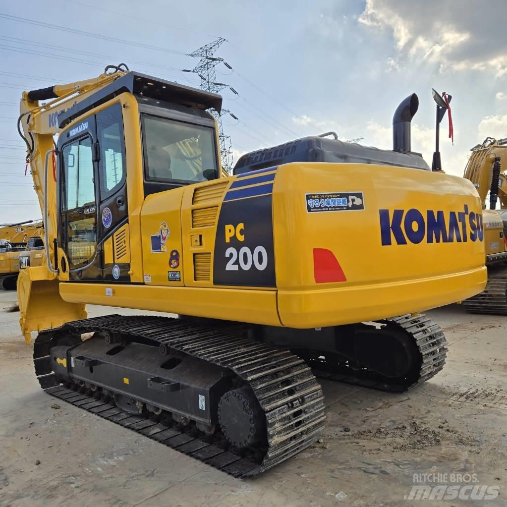 Komatsu PC 200-8 Crawler excavators