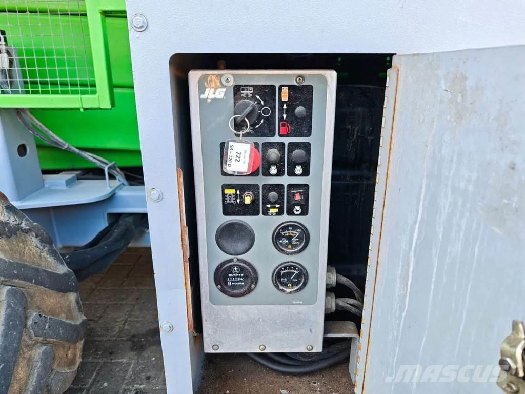 JLG 33 RTS Scissor lifts