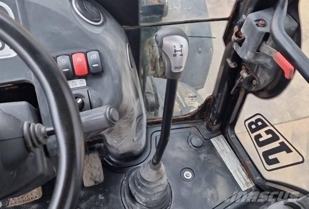 JCB 3CX P21 ECO TLB's