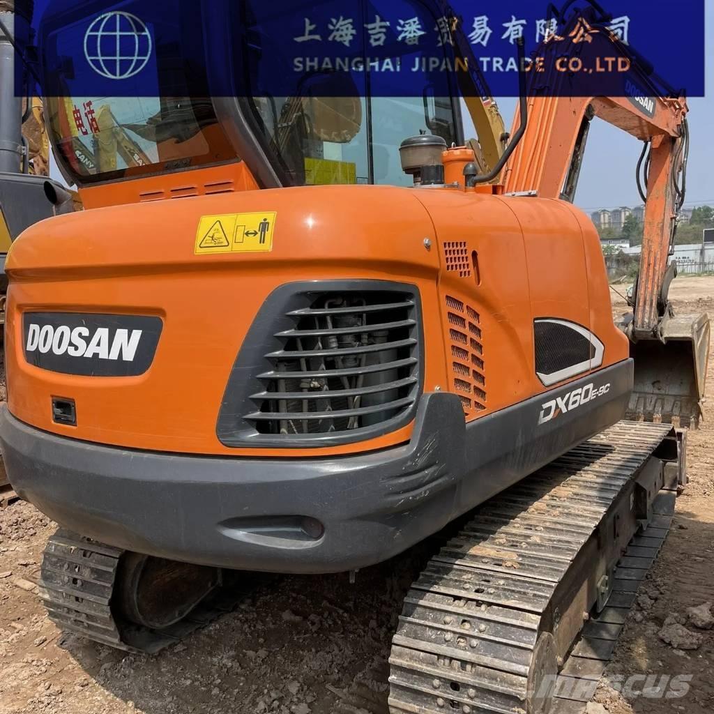 Doosan DX 60 Crawler excavators