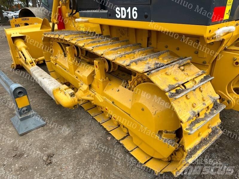 Shantui SD 16 Crawler dozers