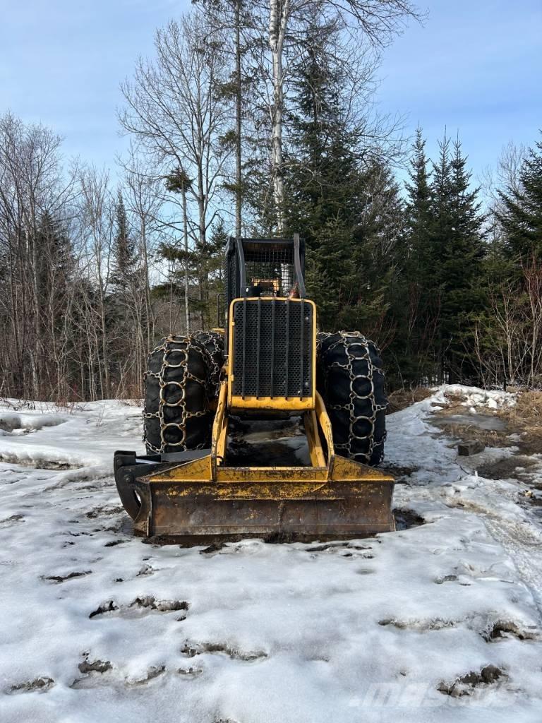 John Deere 640 D Skidders