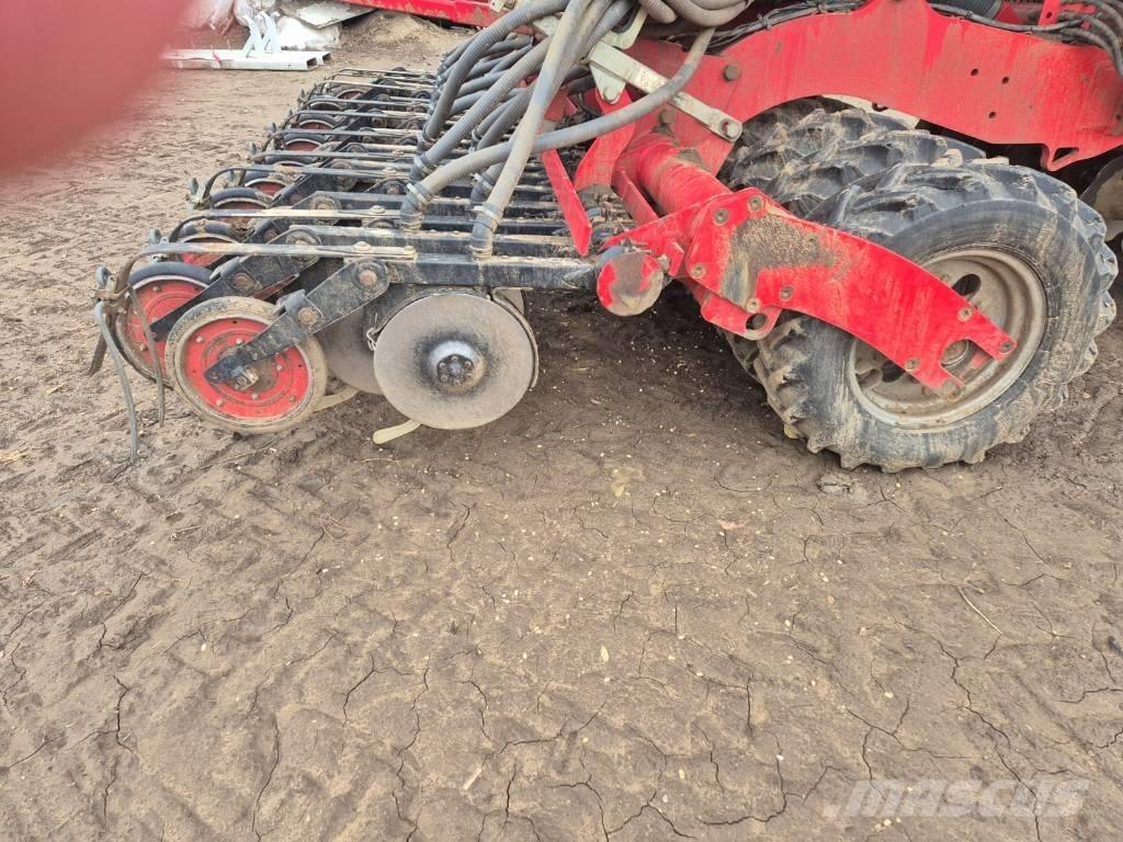 Horsch Pronto 6 DC Combination drills
