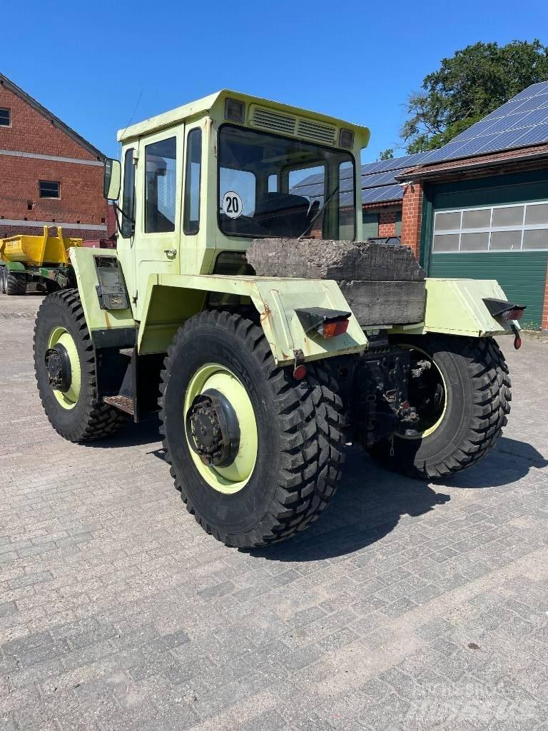 MB Trac 1300 Tractors