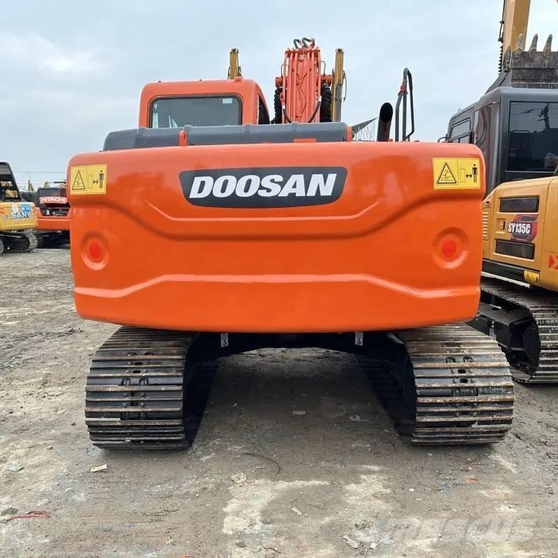 Hitachi ZX 160 Crawler excavators