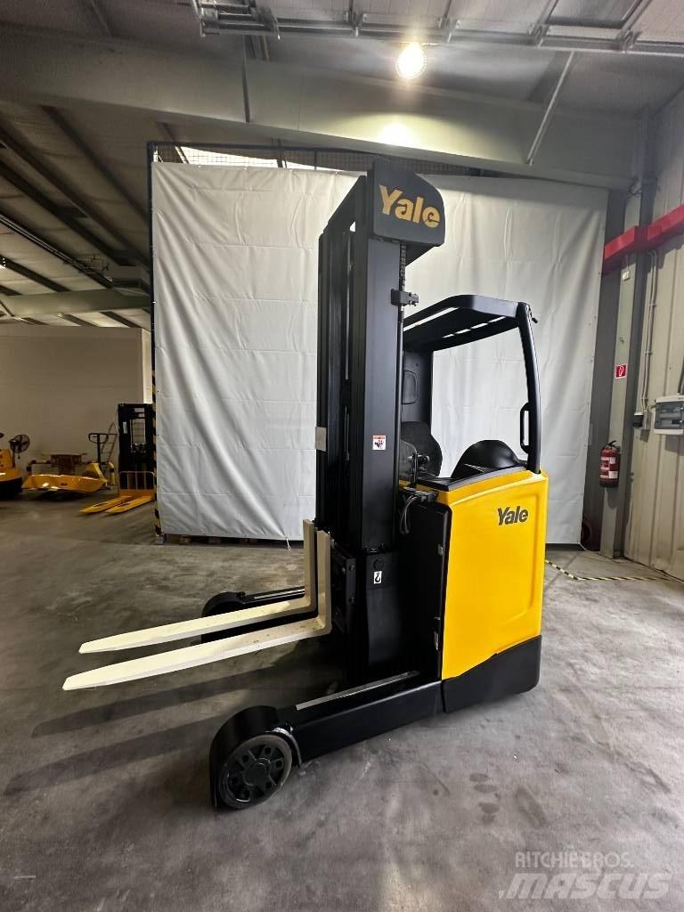 Yale MR16 Reach truck