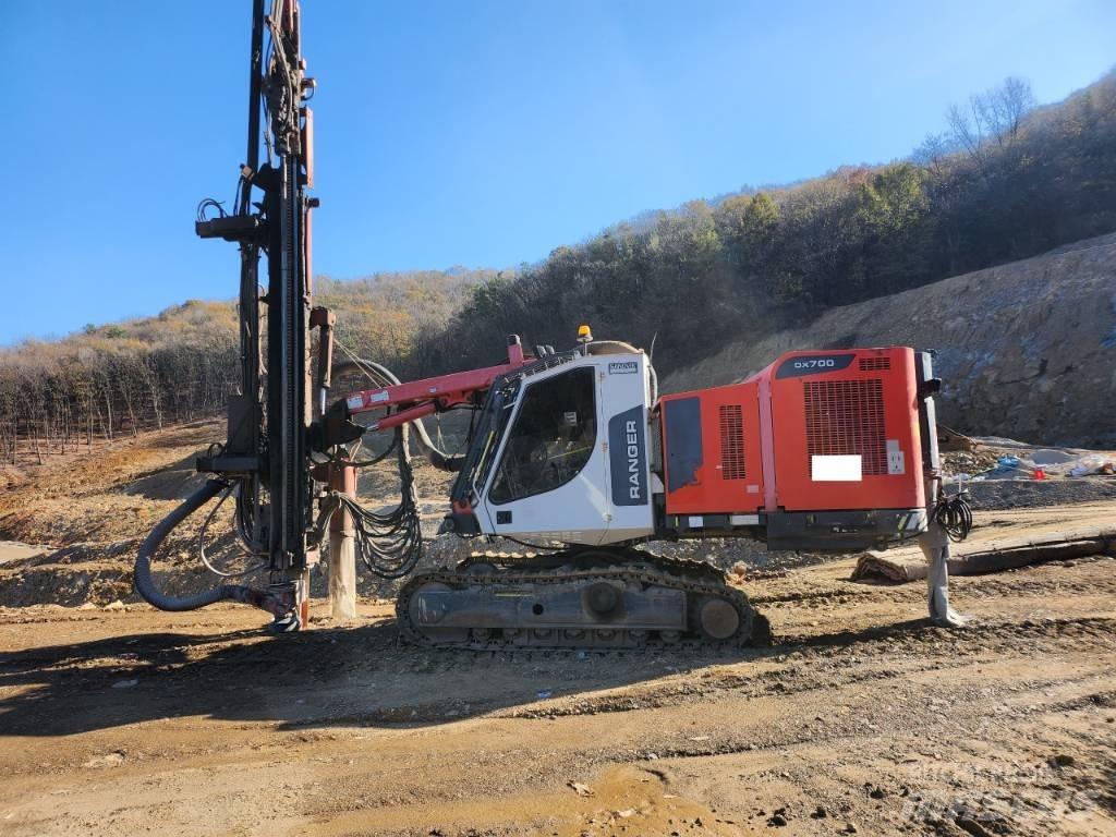 Tamrock DX 700 Surface drill rigs