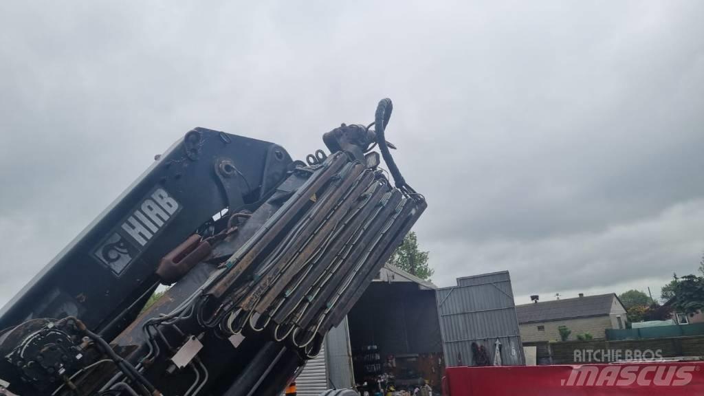 Volvo FH 460 8 x 4 Crane trucks