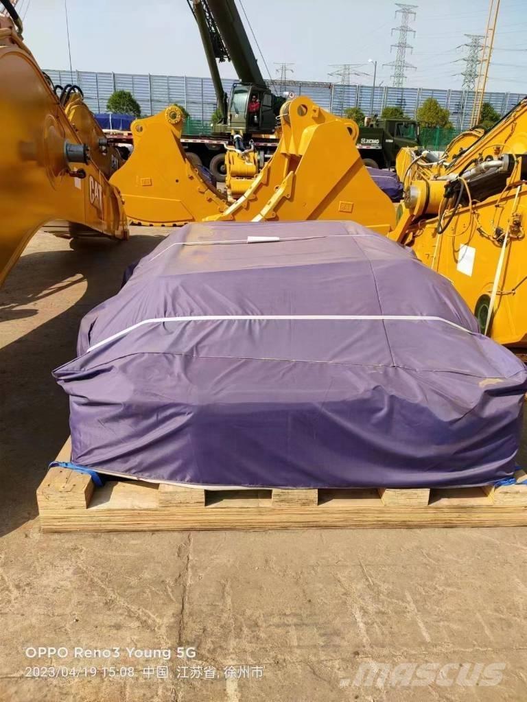 CAT 395 Crawler excavators