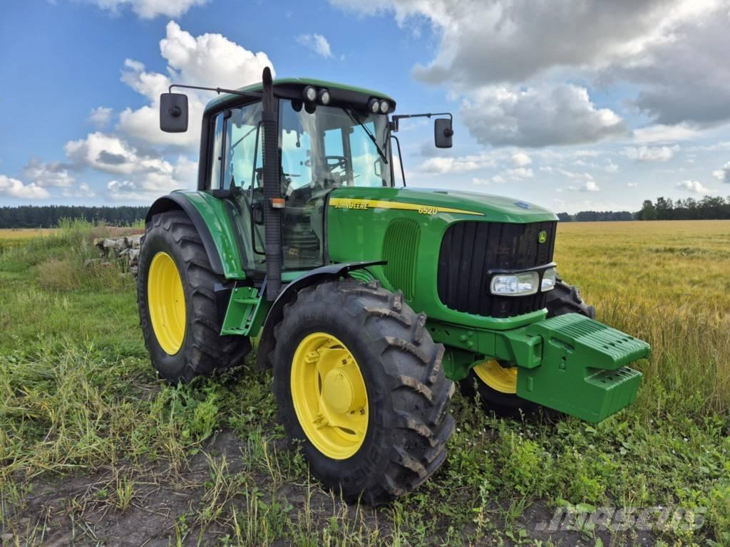 John Deere 6520 Tractors