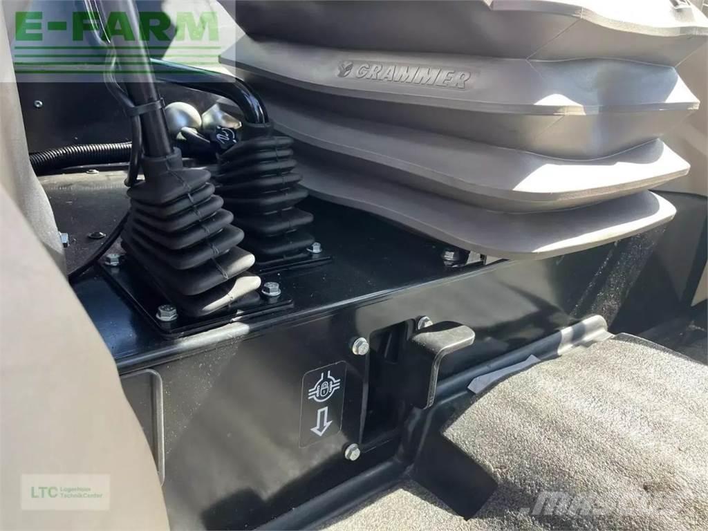 John Deere 5067e Tractors