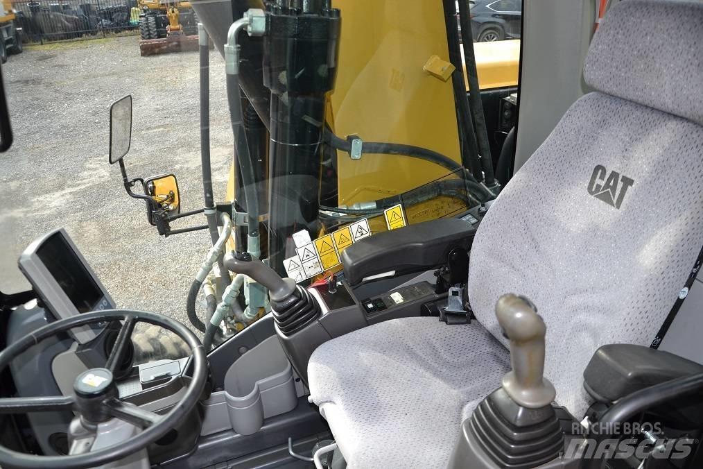 CAT M 315 D Wheeled excavators
