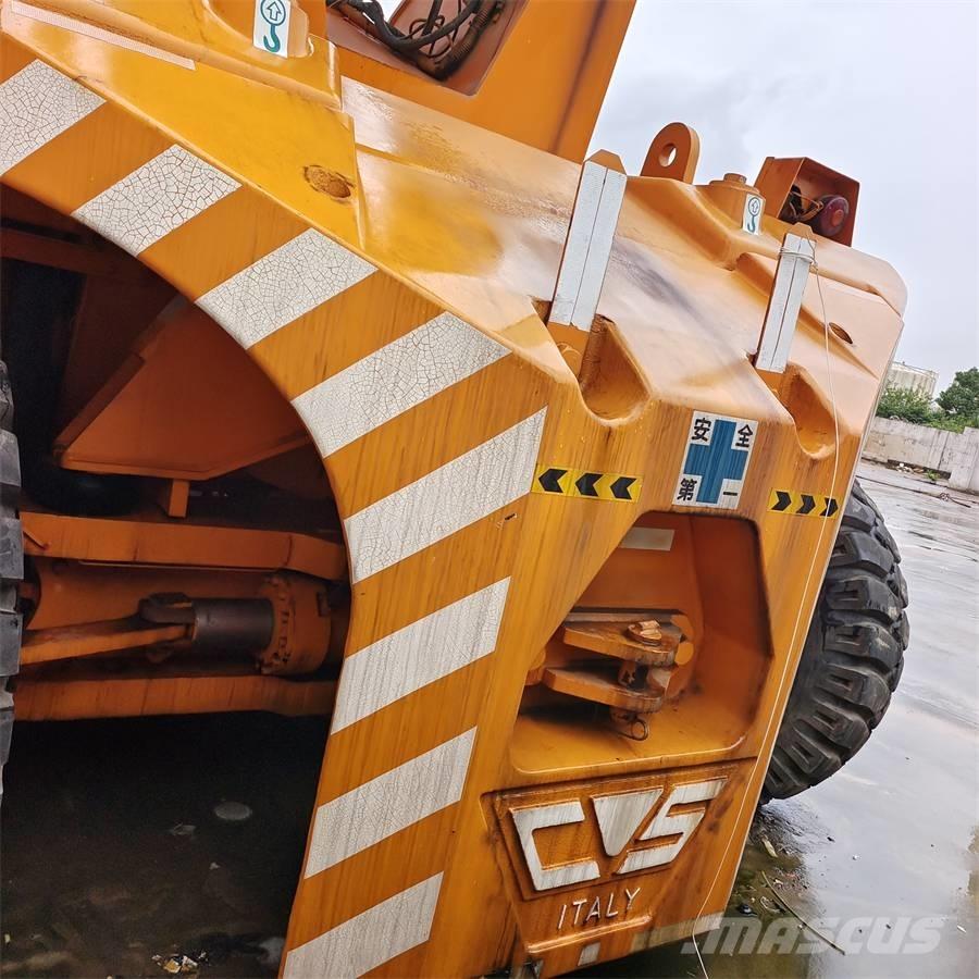 Ferrari 278 Reachstackers