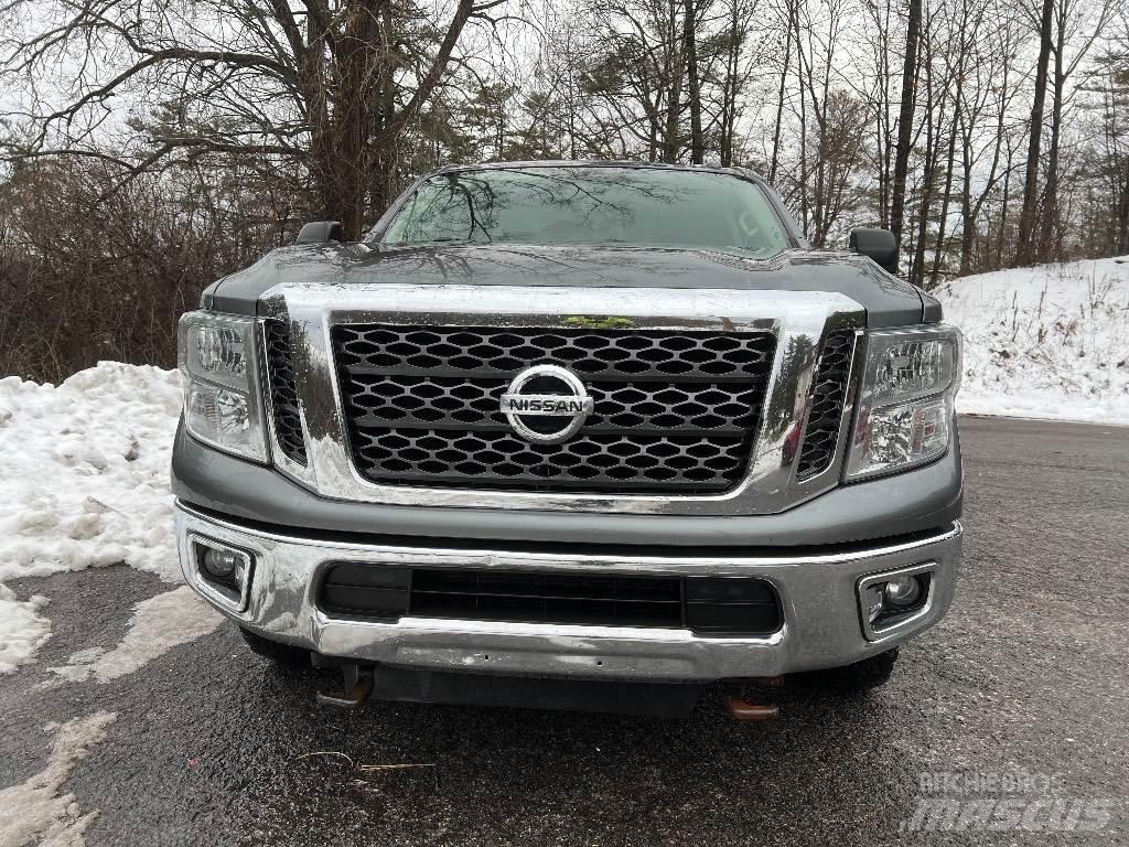 Nissan TITAN XD Ldv/dropside