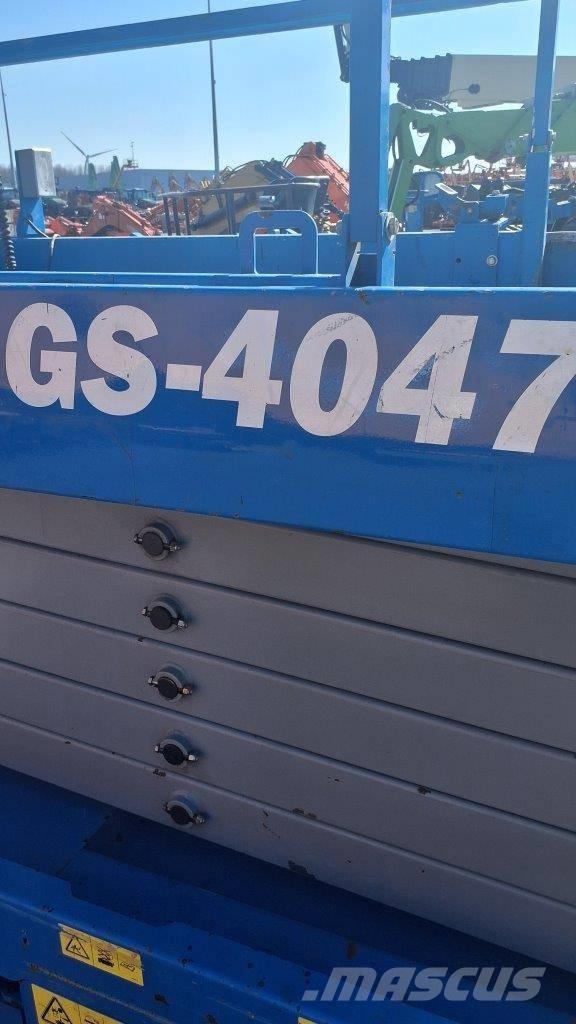 GENIE GS4047 Scissor lifts