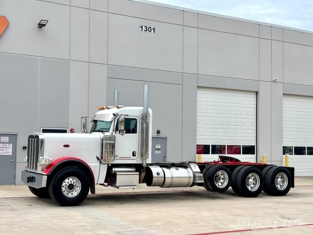 Peterbilt 389 Truck Tractor Units