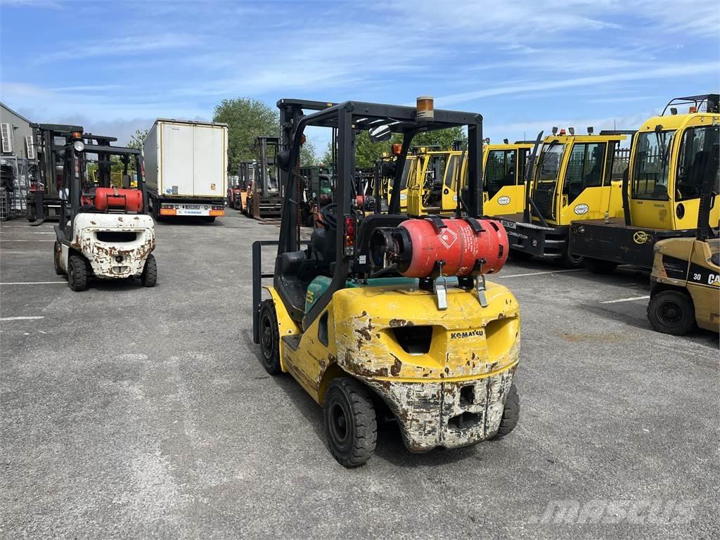 Komatsu FG25HT-16R LPG trucks