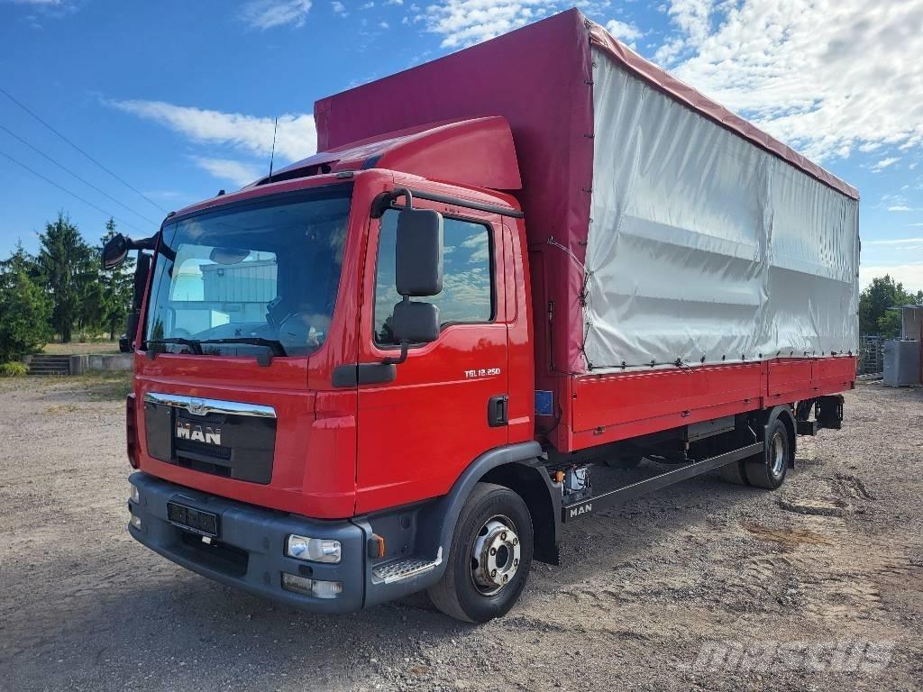 MAN 12.250 TGL Tautliner/curtainside trucks