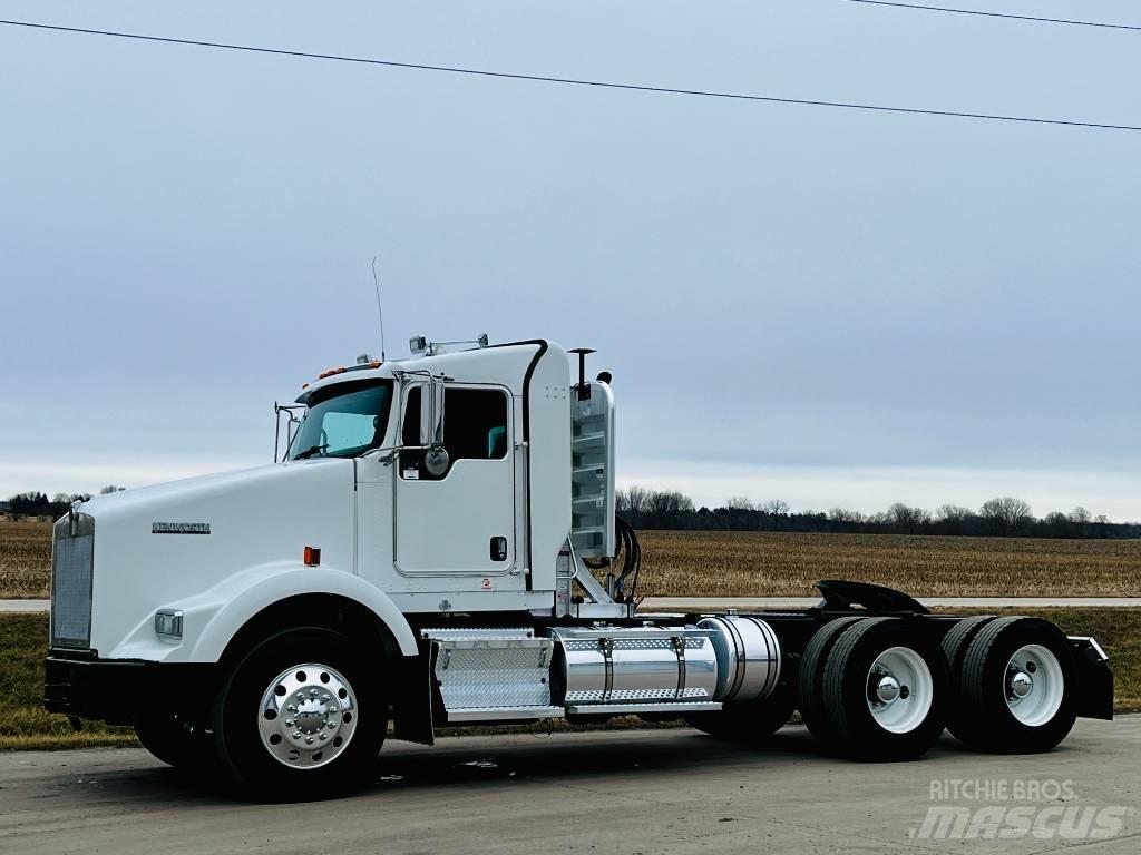 Kenworth T 800 Truck Tractor Units