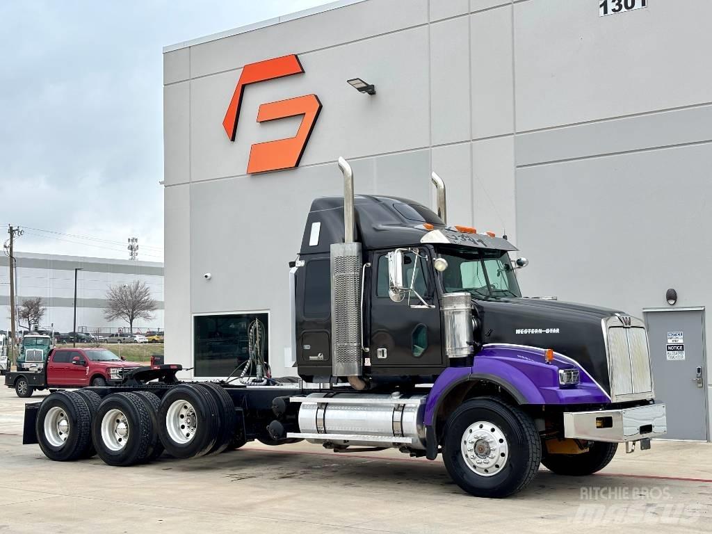 Western Star 4900 Truck Tractor Units