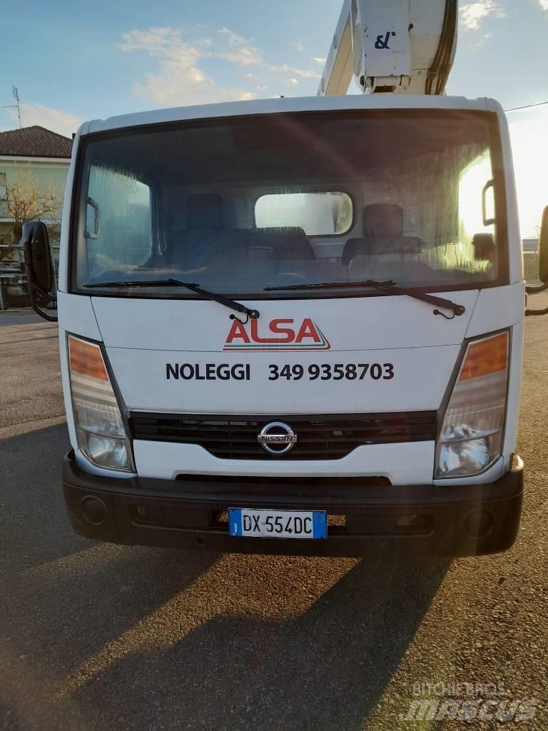 Oil & Steel 189 Truck mounted aerial platforms
