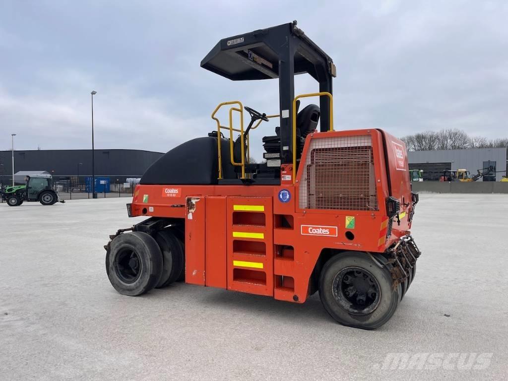 Dynapac CP 142 Pneumatic tired rollers