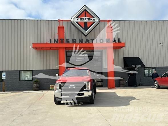 Ford F550 SD Flatbed/Dropside trucks