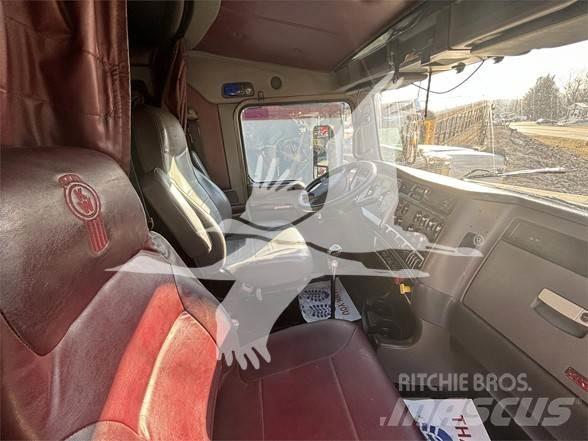 Kenworth T660 Truck Tractor Units