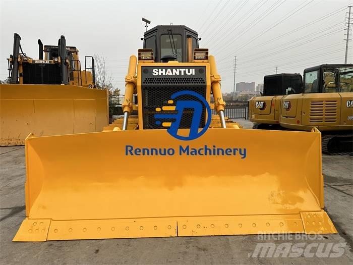 Shantui SD 16 Crawler dozers
