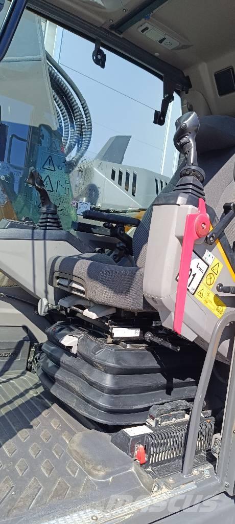 Volvo ECR235EL Crawler excavators